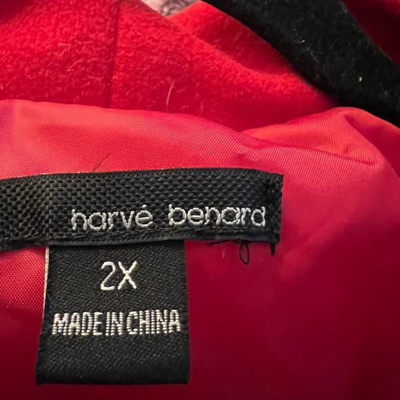 NEW with tags beautiful red winter coat. Size 2X - Picture 3 of 7